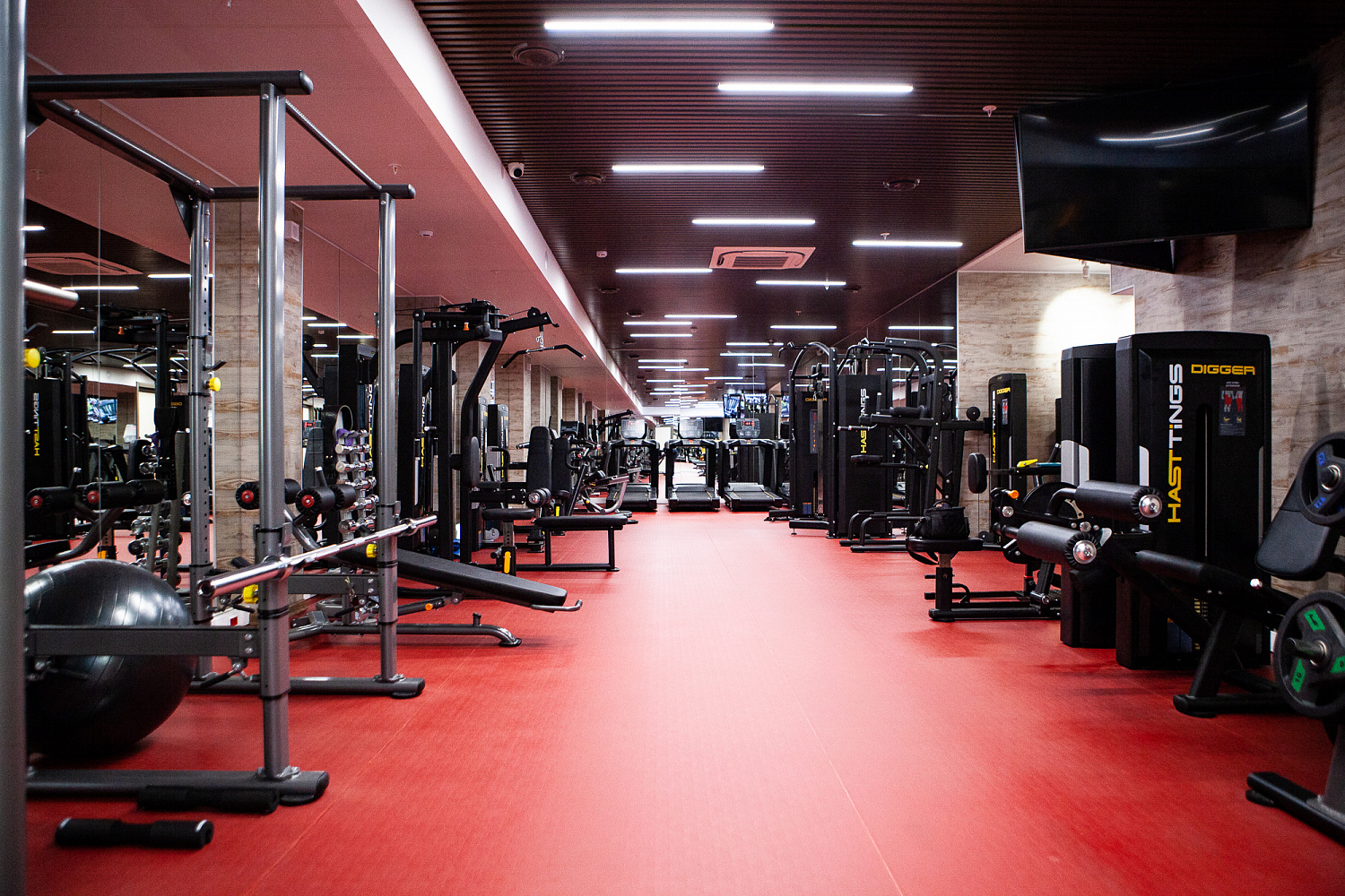 Фитнес-клуб "RODINA GYM"